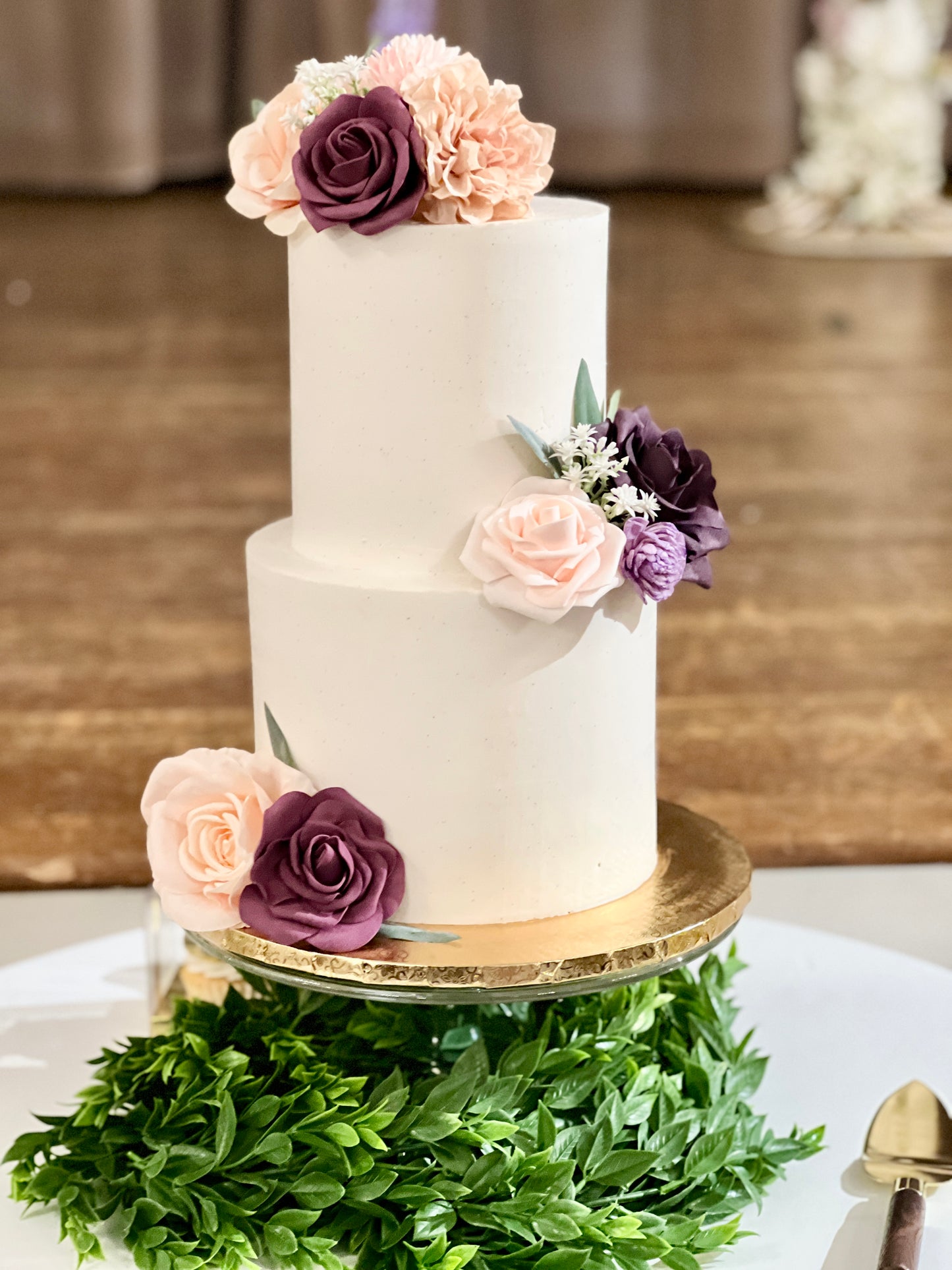 Classic Floral Wedding Cake