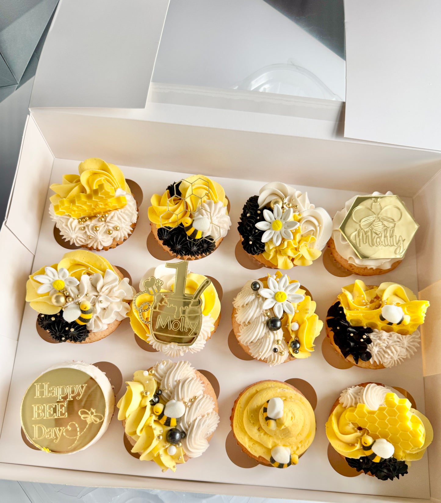 Luxe Cupcakes